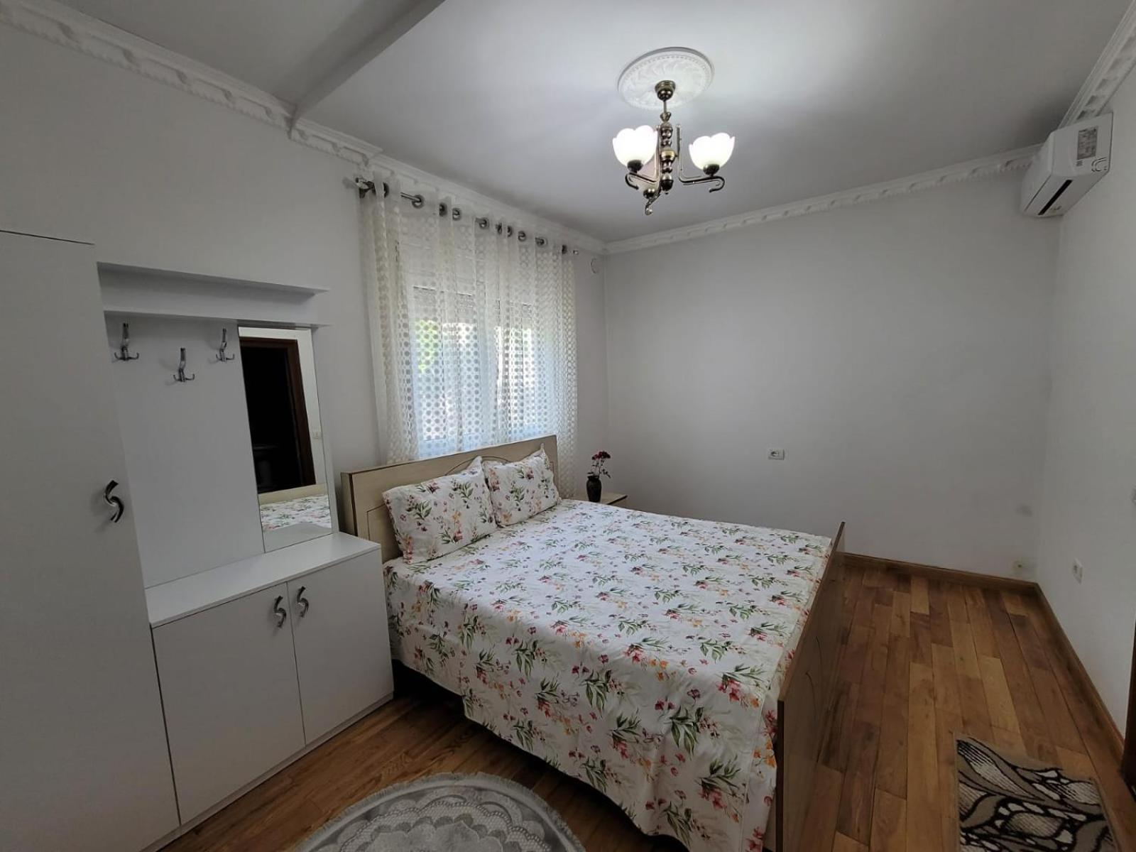 Private Room On A Shared Apartament Near Durres Beach Luaran gambar
